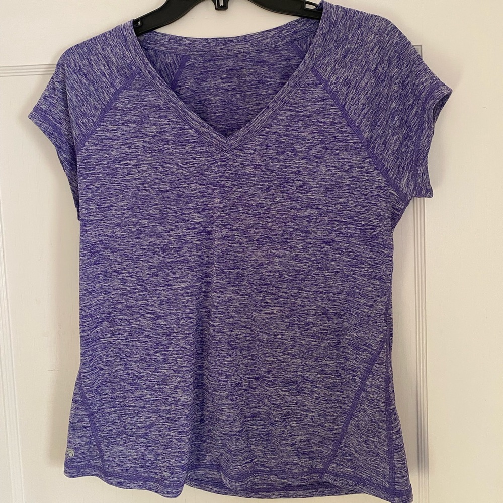 Athletic shirt